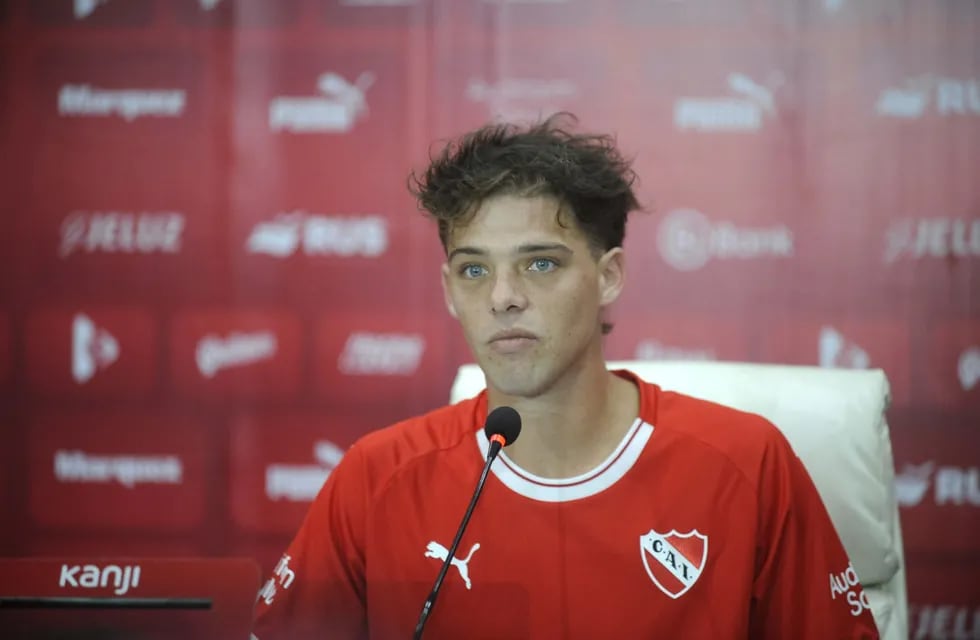 Santi Maratea presentó la colecta para ayudar a Independiente.