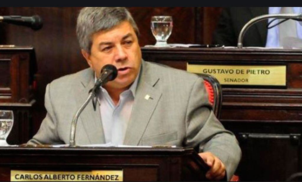 El diputado Carlos Alberto Fernández, criticó la forma en cómo el oficialismo encamina la Cuestión Malvinas.