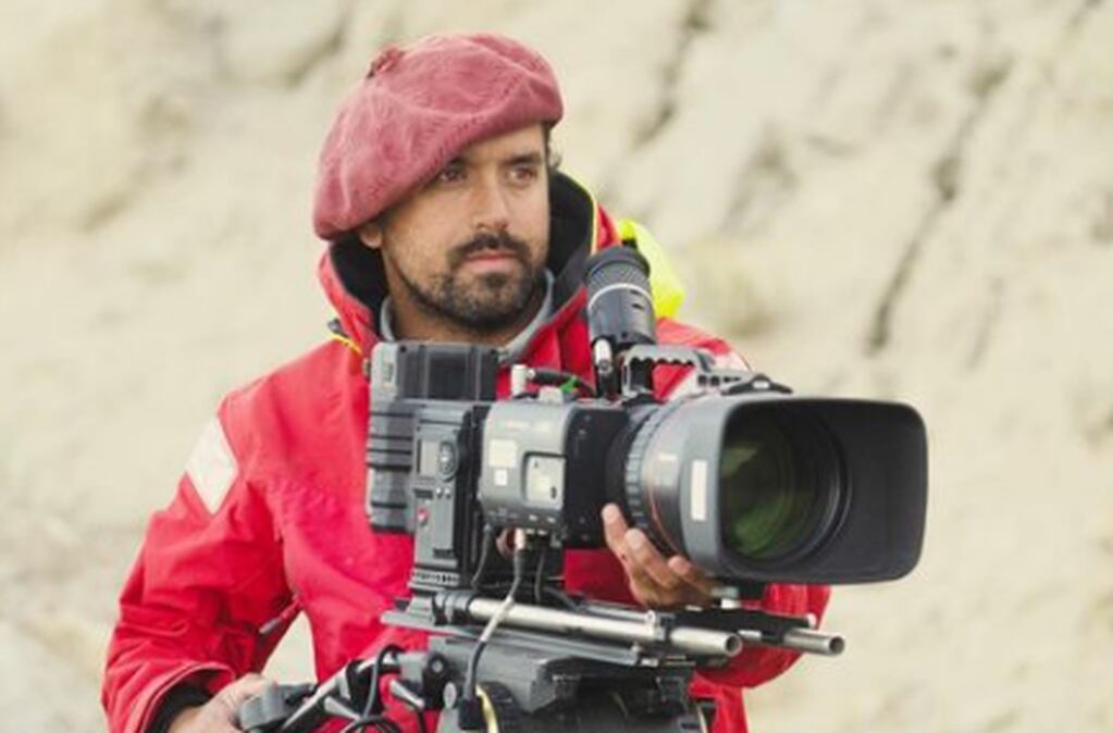 Kevin Zaouali, el director de cine argentino que filmó a un tiburón azul en las costas de Chubut.
