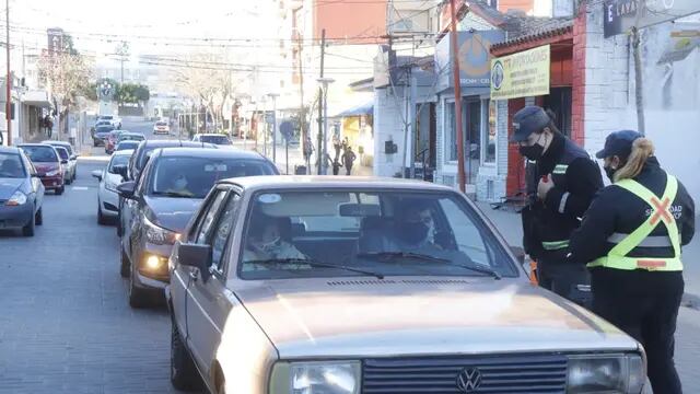 Nuevo confinamiento: se incrementaron los controles en las calles de Carlos Paz.