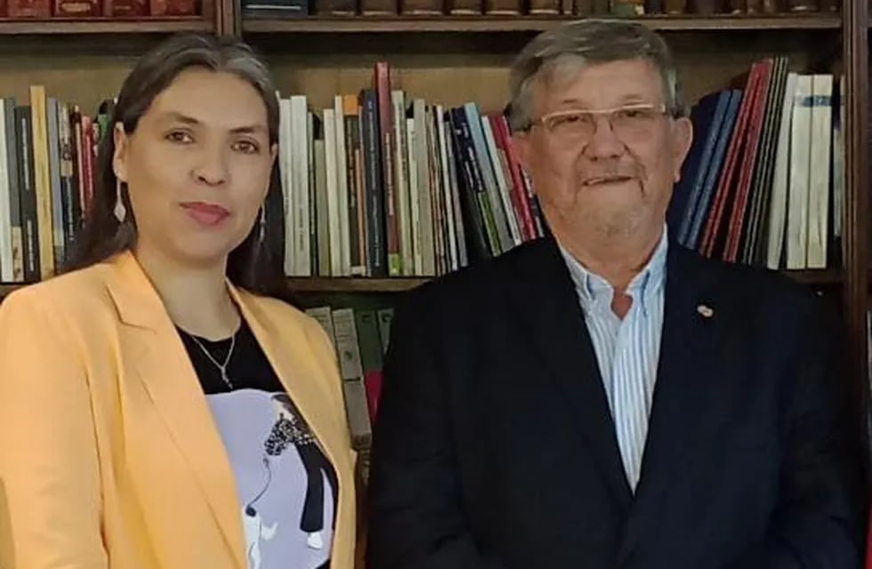 La embajadora de Chile en la Argentina, Bárbara Figueroa, visita Jujuy por invitación del presidente de la Cámara de Comercio Exterior de Jujuy, Jorge Gurrieri.