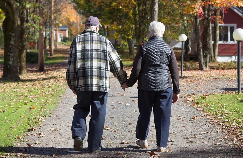 Se conocieron durante su juventud, pero la relación no prosperó. Sin embargo, 35 años después volvieron a apostar por su amor.