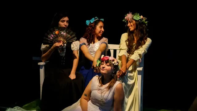 Alumnas de EMAE presentan “Las mujeres de Shakespeare”