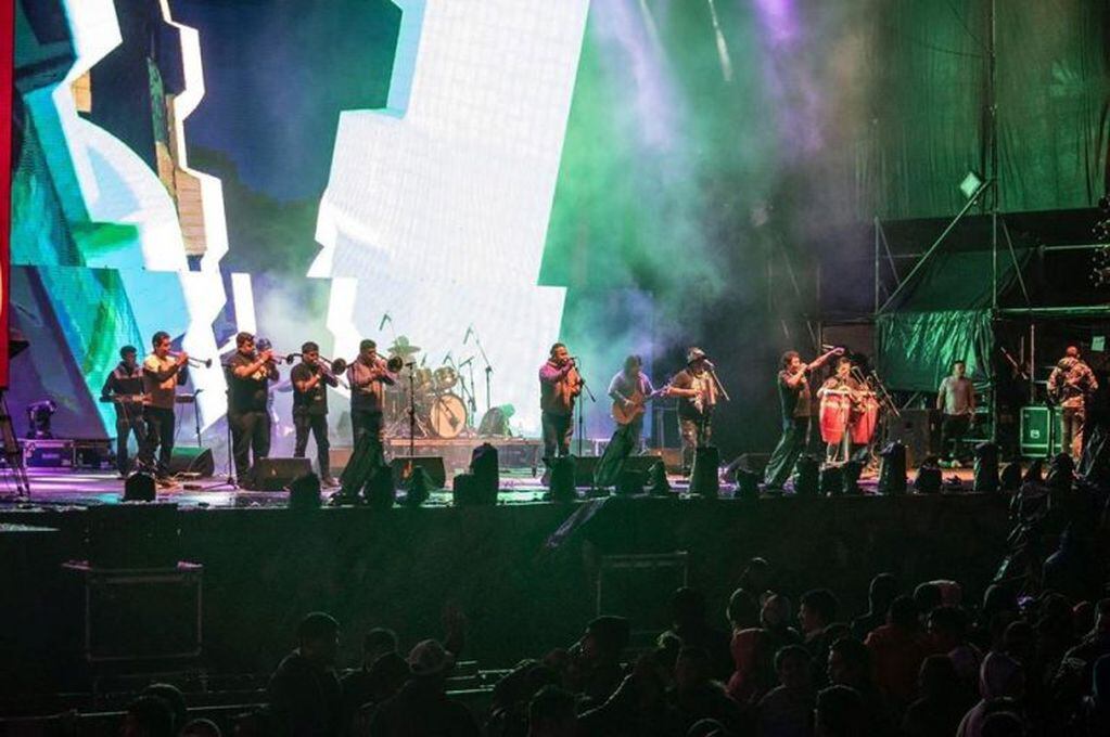 La banda jujeña Coroico cerró la primera jornada festivalera en la Ciudad Cultural.