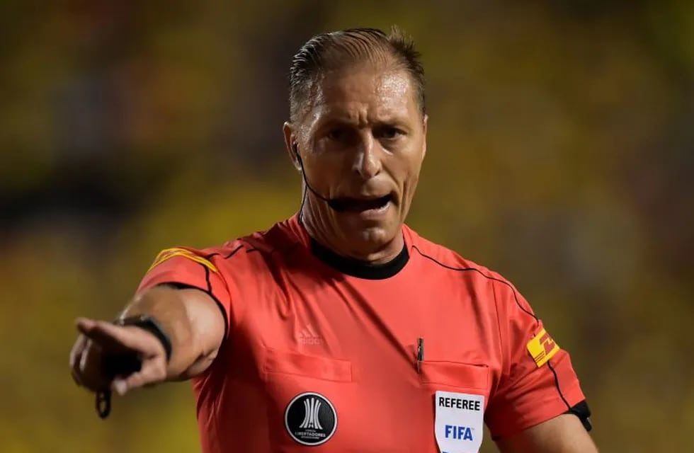 Pitana es el árbitro argentino elegido para dirigir en el Mundial\nFoto: AFP PHOTO / Rodrigo BUENDIA