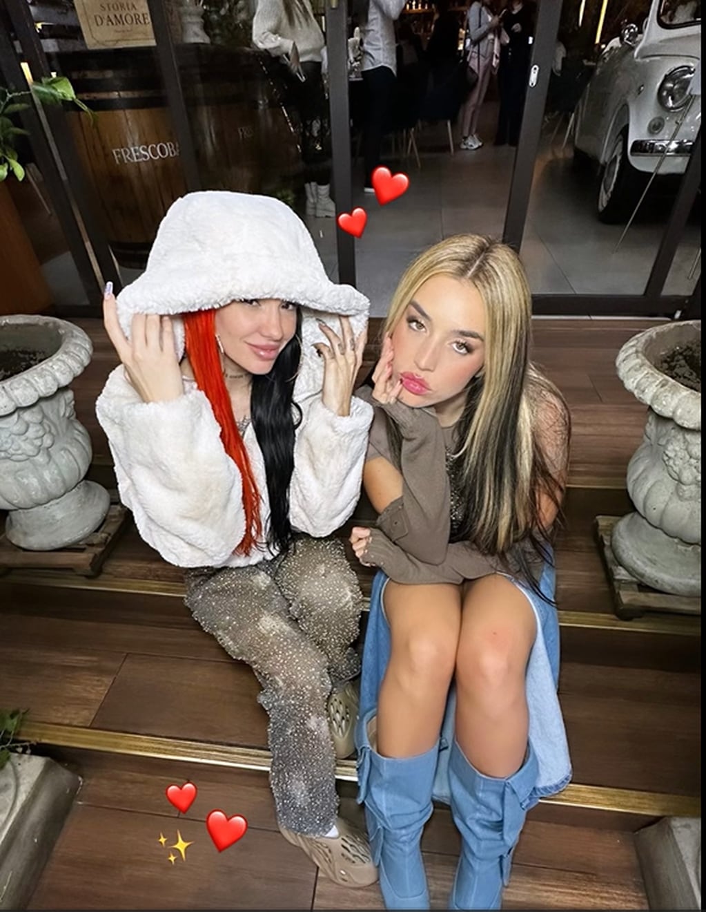 La Joaqui y Lola Índigo encendieron Instagram posando juntas con un estilo super trendy y jugado