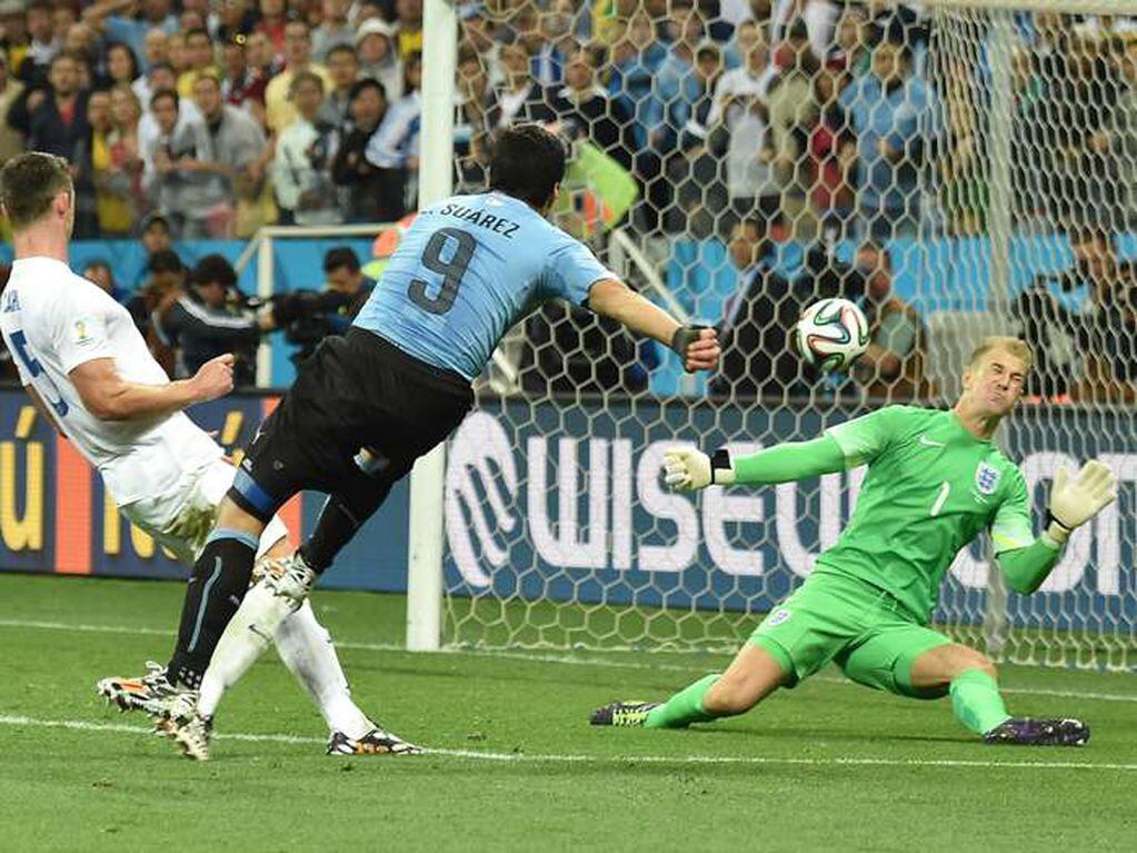 La FIFA ordenó a Uruguay quitar dos estrellas de su camiseta