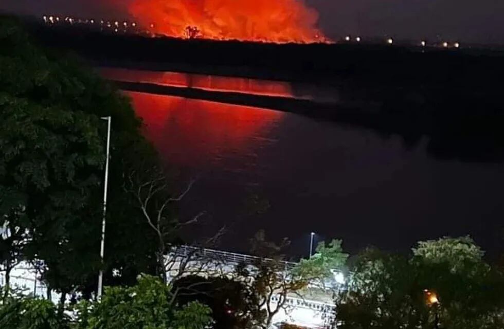 Incendio en la Isla Puente:
