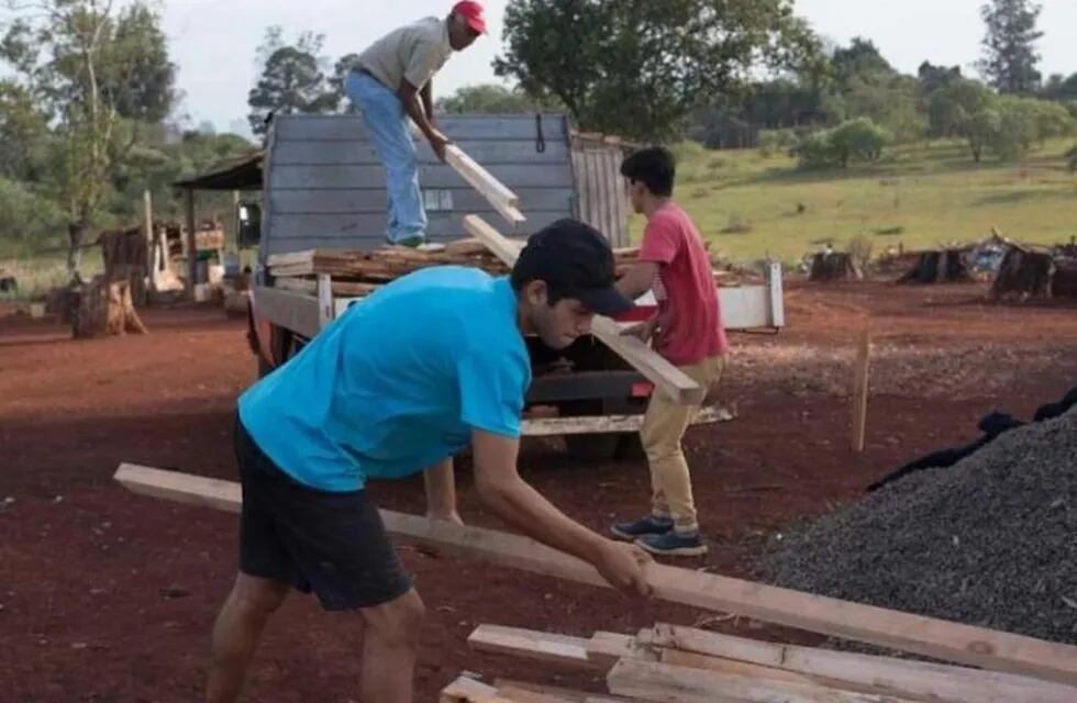 Comenzó la construcción de las nuevas casas en la Chacra 100. (Foto: El Territorio)