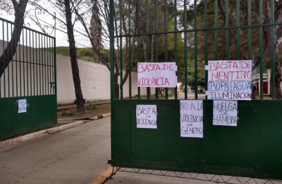 Huelga de hambre en el cementerio San Antonio de Padua. (Web)