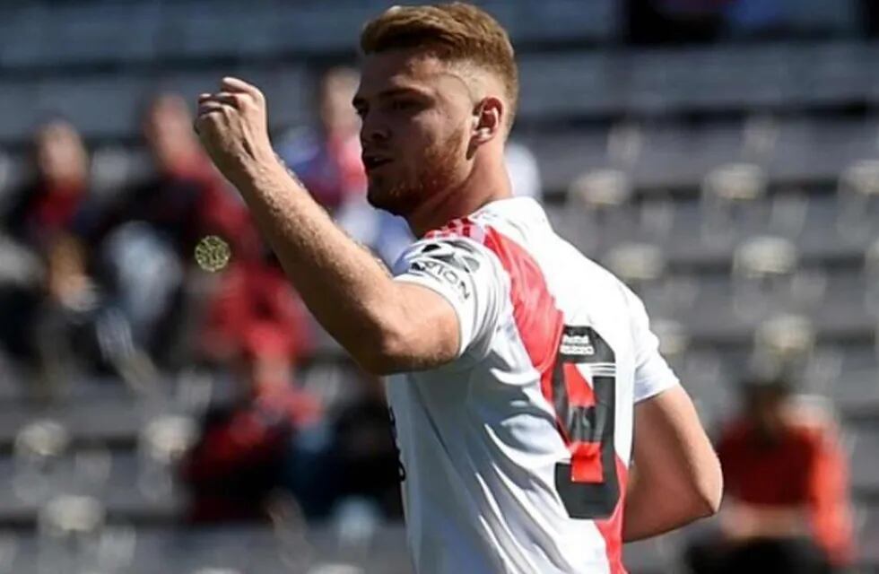 El cordobés Lucas Beltrán, ex Instituto, y su identificación con River. Ahora defiende la camiseta de Colón (Foto: Prensa CARP).