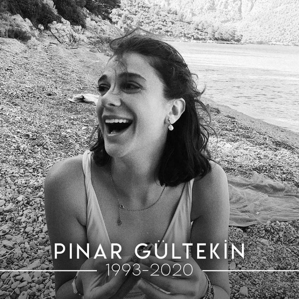 Pinar Gültekin fue asesinada por su expareja en Mugla, en las costas del Mar Egeo. (Instagram)