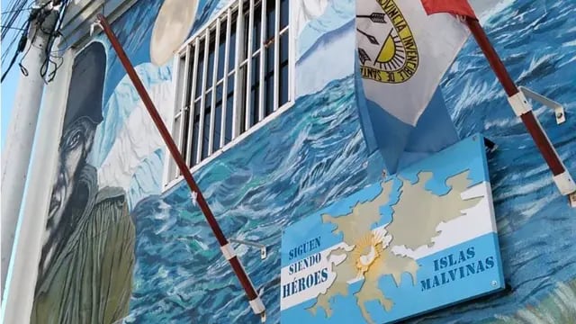 Se robaron la bandera argentina del Centro de ExCombatientes de Rafaela