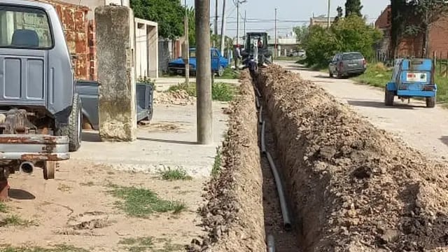 Barrio Solidaridad: comenzaron los trabajos para la instalación del agua potable