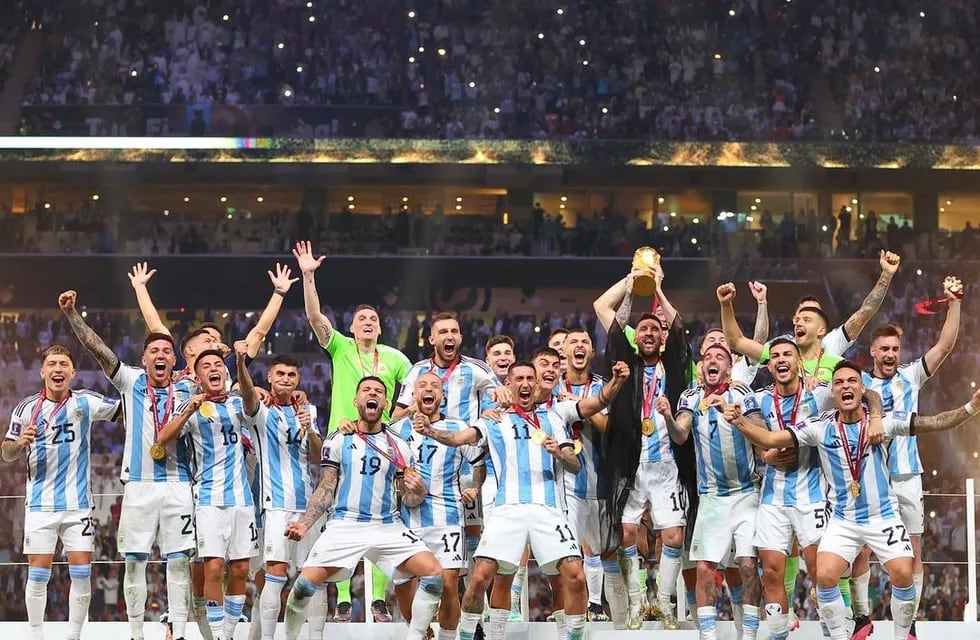 La foto que todos esperábamos: ¡Argentina, Campeón del Mundo!