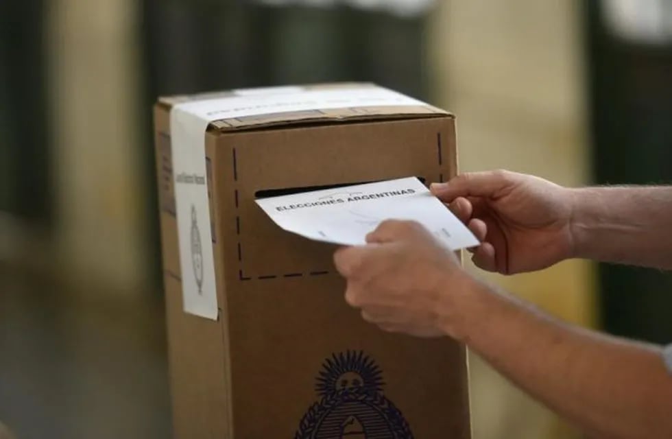 Escrutinio definitivo en Tucumán: el Frente de Todos se impuso por más de 330.000 votos. (Web)