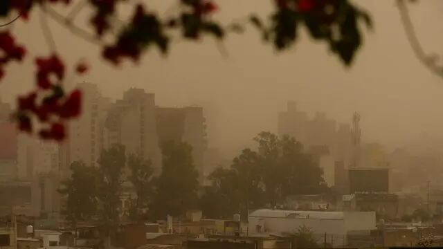 Temporal de viento y tierra en Córdoba