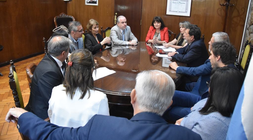 Miembros de los diferentes bloques parlamentarios entrevistaron a profesionales que fueron postulados por el Poder Ejecutivo para desempeñarse en la futura Auditoría General de Jujuy.