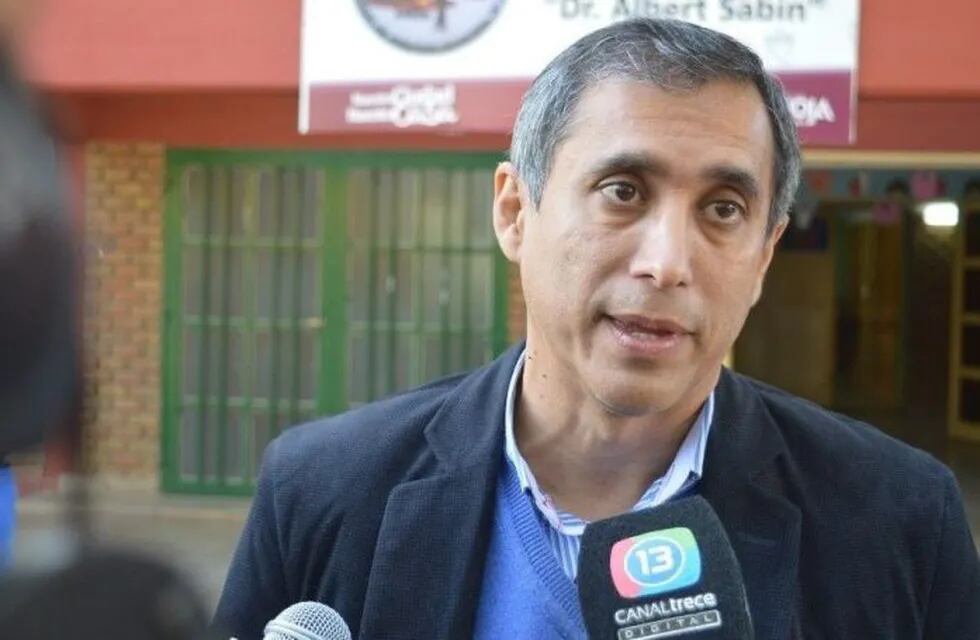 Alberto Paredes Urquiza - Intendente del Departamento Capital