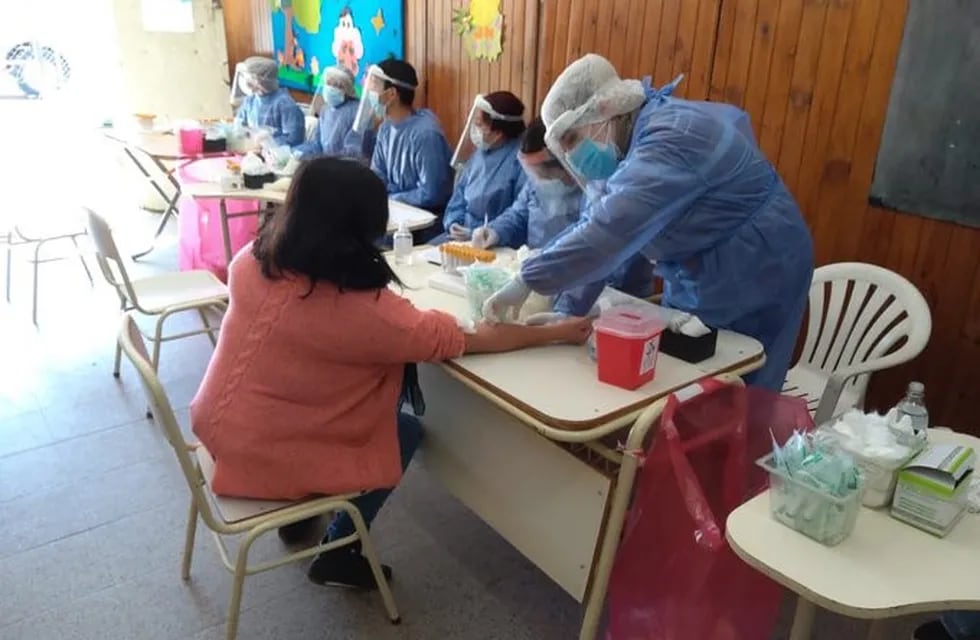 Coordinadores del COE recorrieron Malvinas Argentinas para supervisar medidas sanitarias.