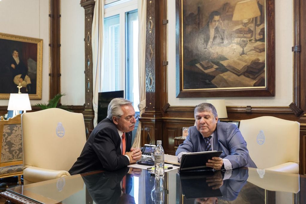 El presidente Alberto Fernández junto al senador José Mayans. (Presidencia)