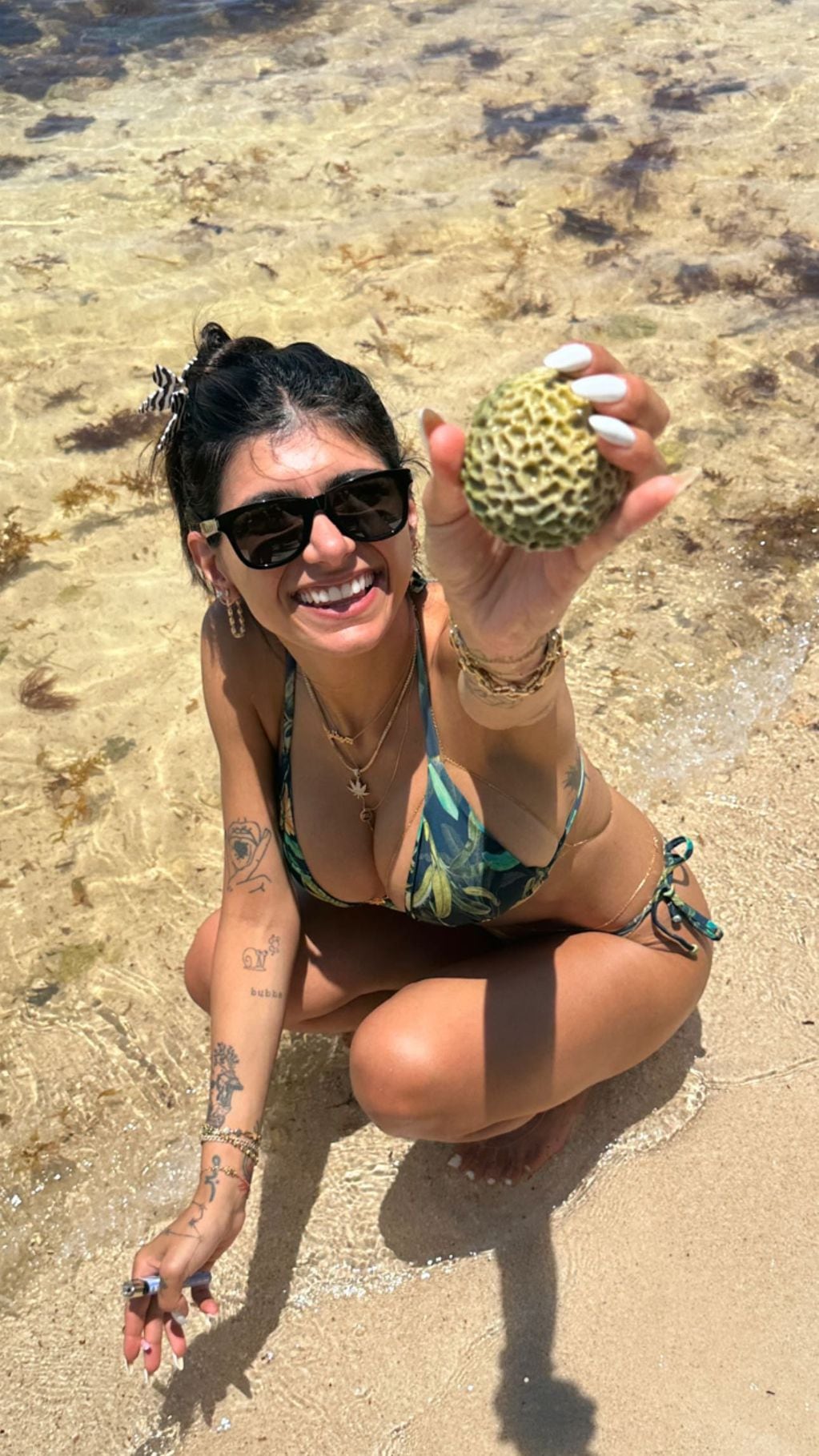 La modelo disfrutó de un día de calor en una bikini verde y se robó los suspiros de sus seguidores / Foto: Instagram