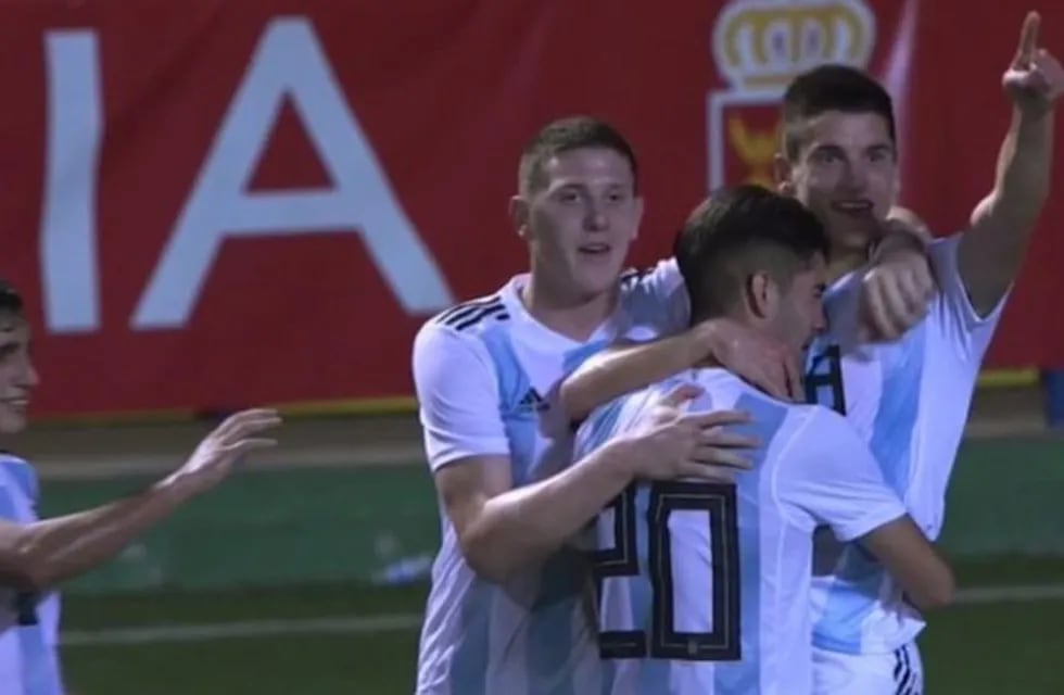 Argentina vapuleó 4-0 a Venezuela por el debut en el Torneo Sub 20 de L'Acudia.