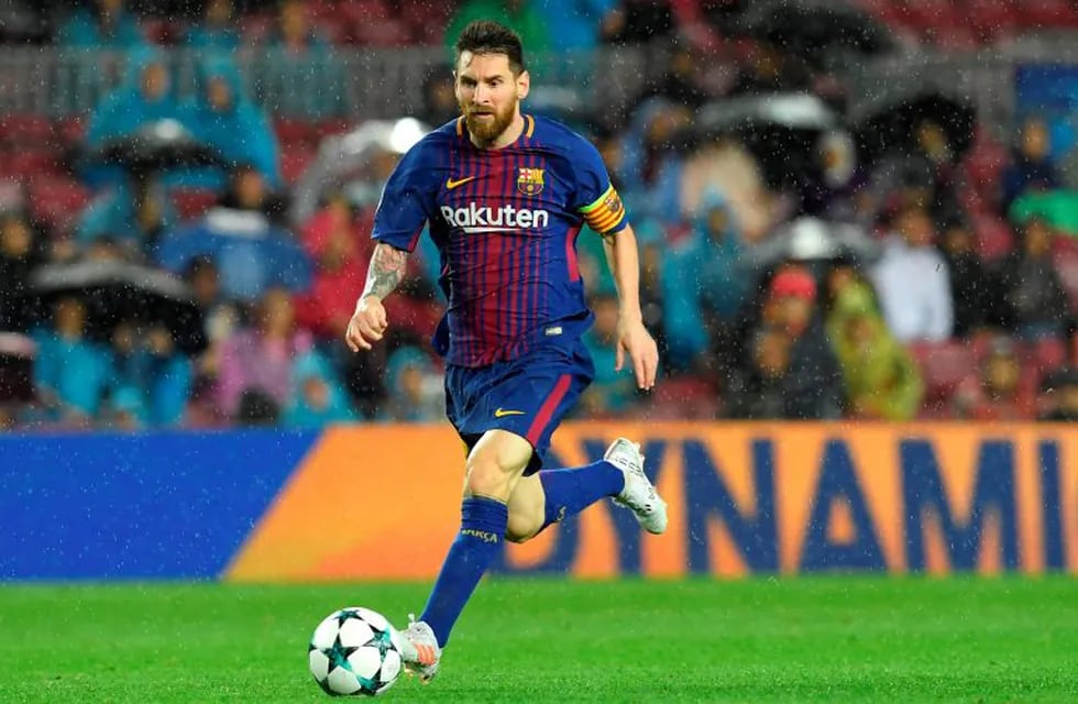 Lionel Messi en el partido del Barcelona por Champions.