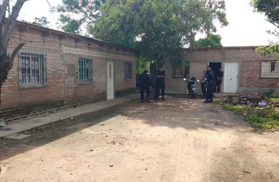 La policía se dirigió hasta la vivienda donde González apareció ahorcado.