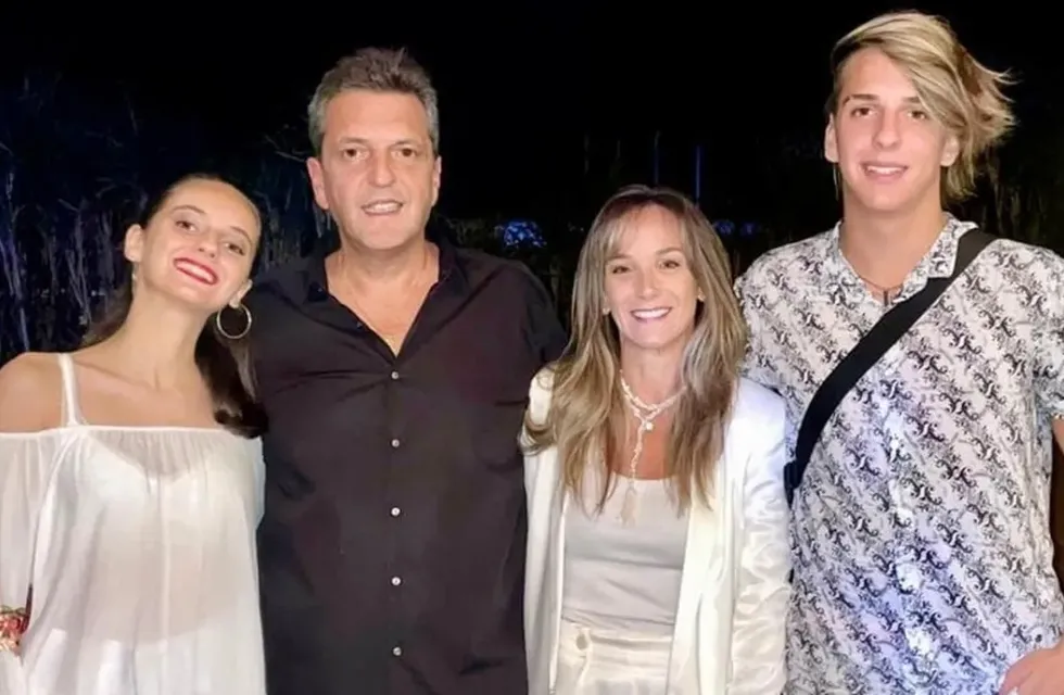 Sergio Massa junto a su familia.