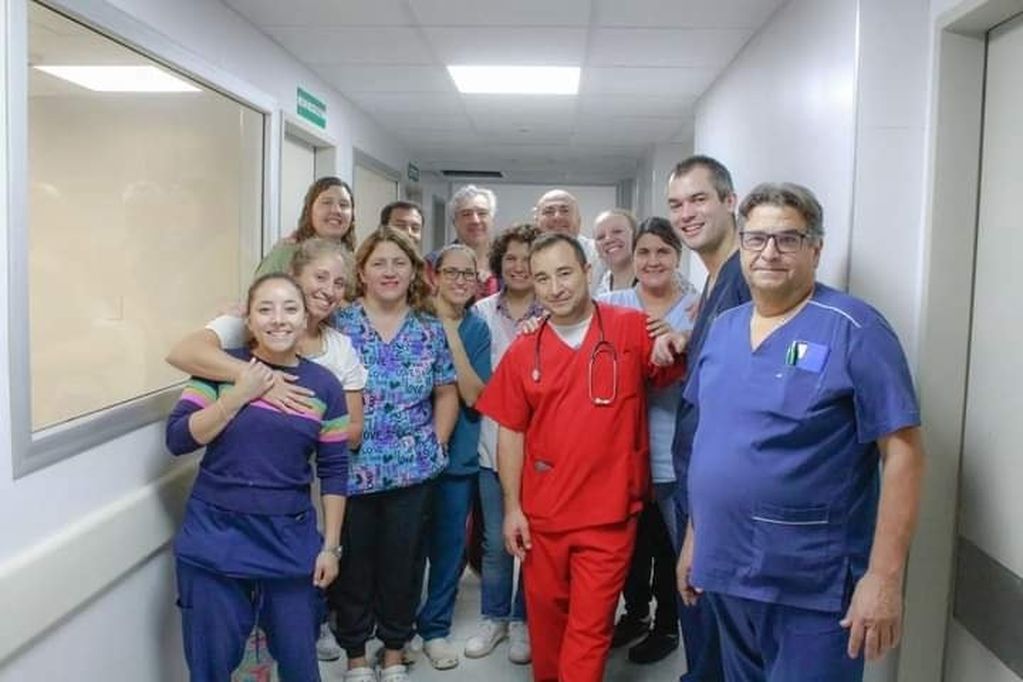 Un histórico hecho se produjo el pasado 14 de marzo en el Hospital Schestakow, nacieron 17 bebés en un día. el equipo profesional festejó el récord.
