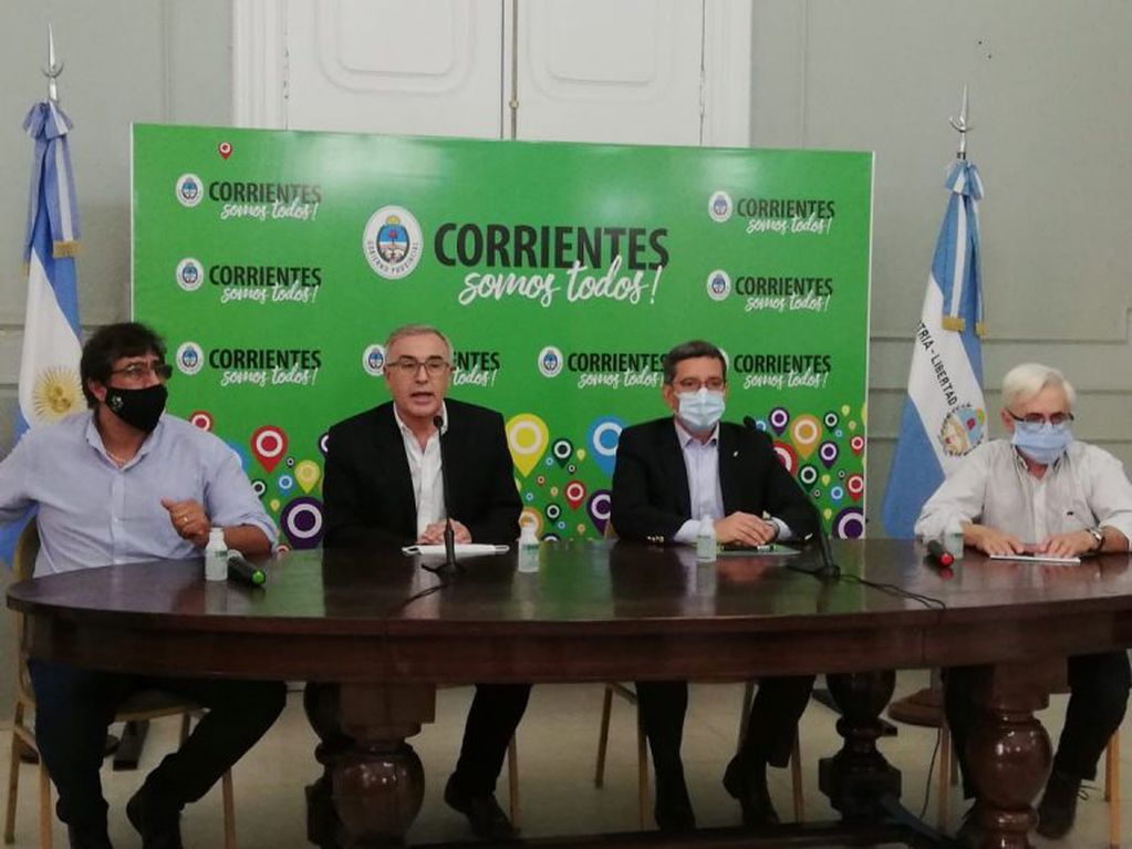 Conferencia de prensa de los Ministros de Seguridad y Producción de Corrientes.
