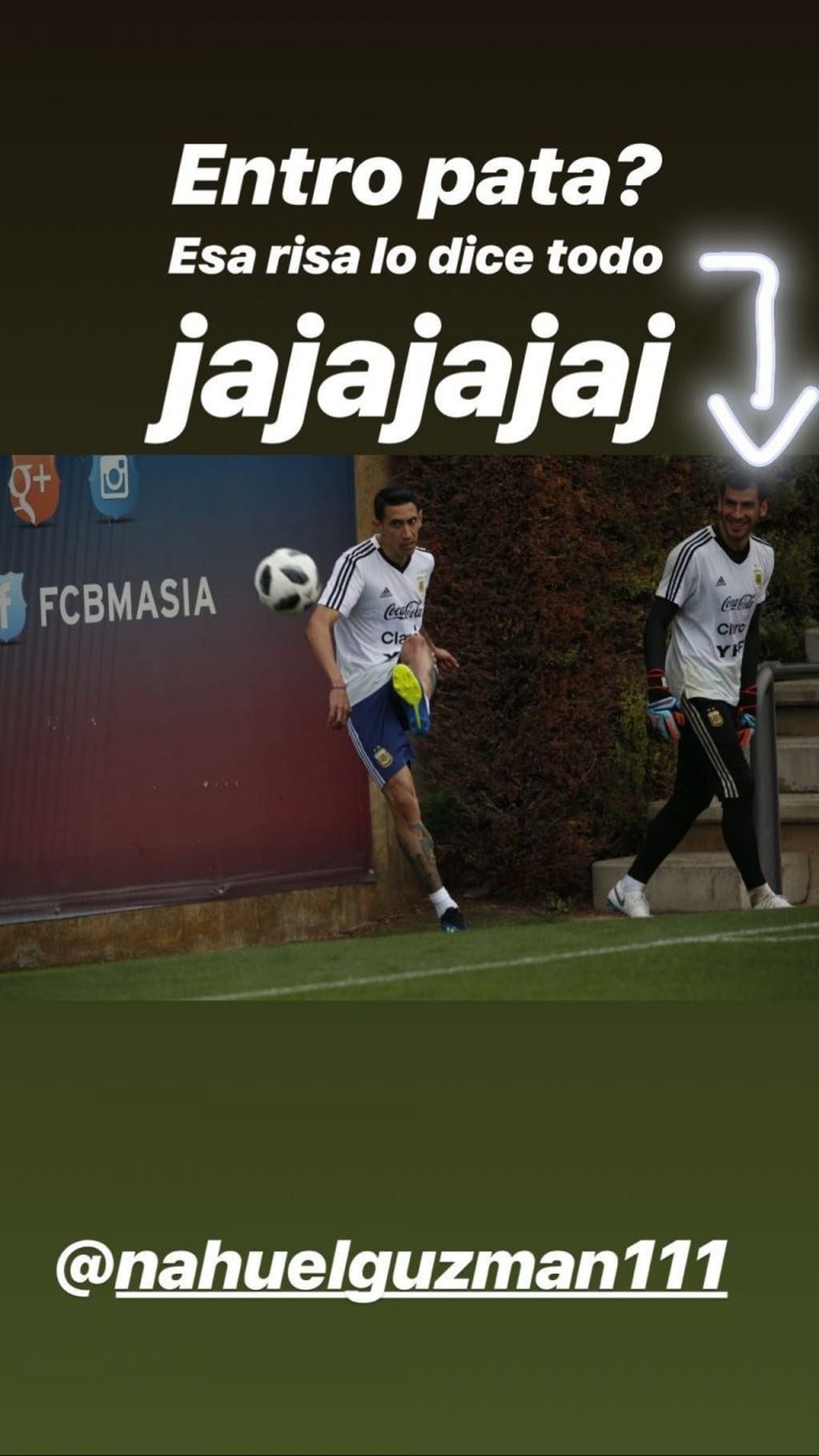 Ángel Di María y Nahuel Guzmán en el entrenamiento de la Selección. (@angeldimariajm)