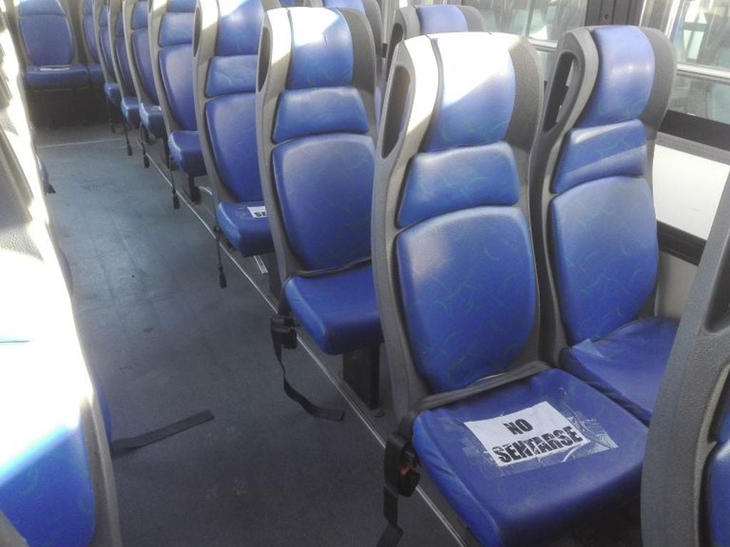 La Calera: asientos distribuidos respetando la distancia.