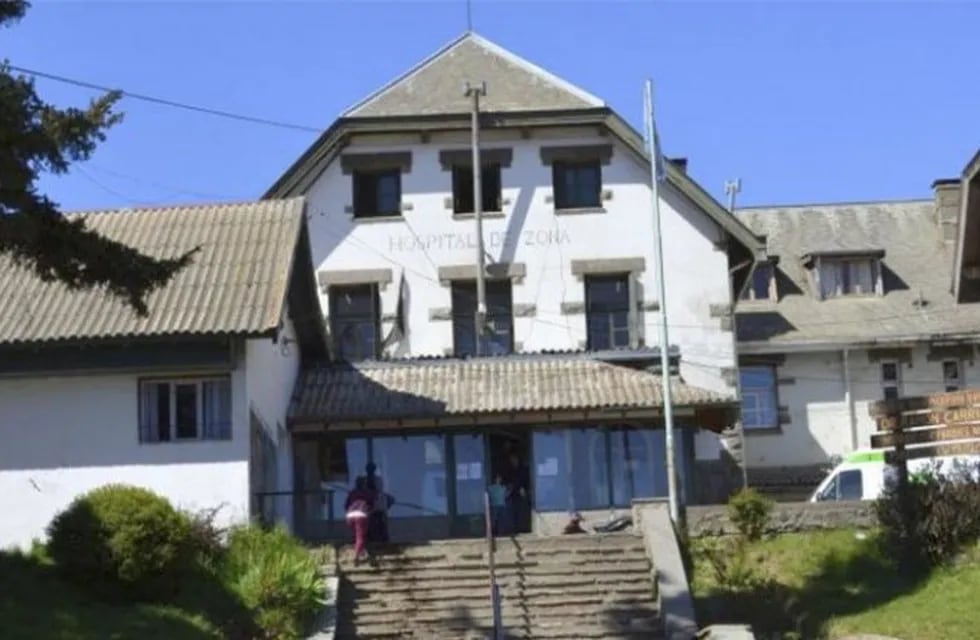 El hospital Carrillo de Bariloche, donde permanece la chica violada por cinco jóvenes durante una fiesta.