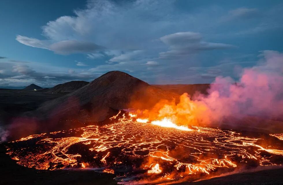 La erupción del volcán en Islandia.