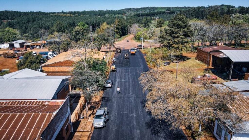 La Dirección Provincial de Vialidad ejecuta obras en las localidades de Eldorado y Puerto Iguazú.