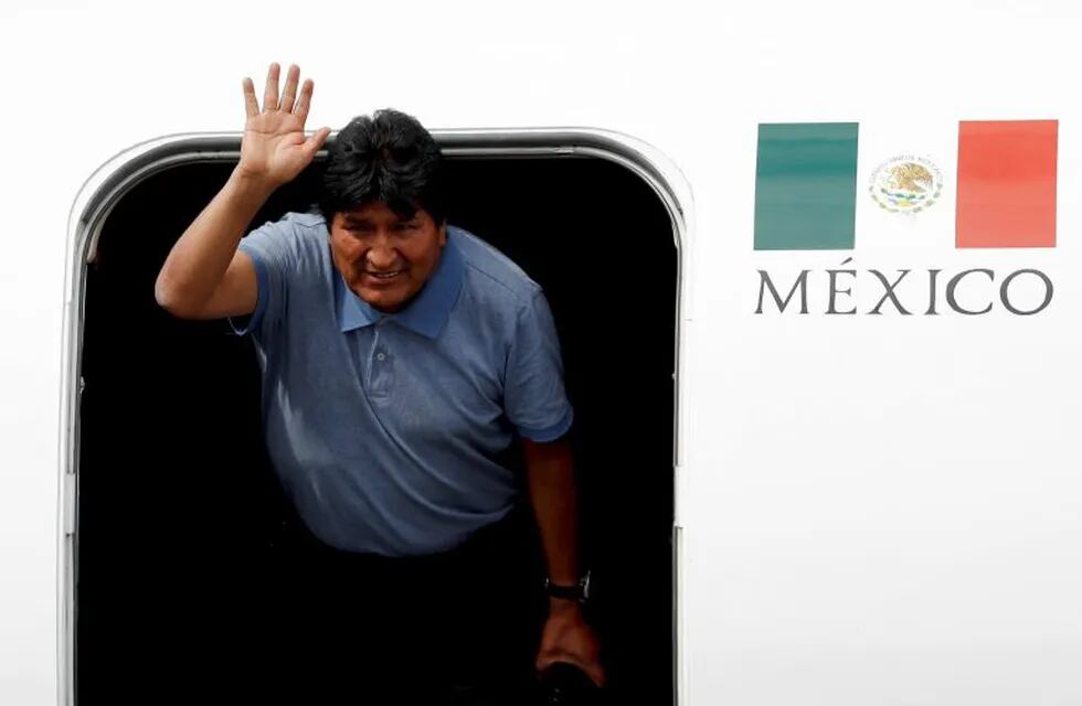 Evo Morales llegó a México para recibir asilo político (AP Photo/Eduardo Verdugo)