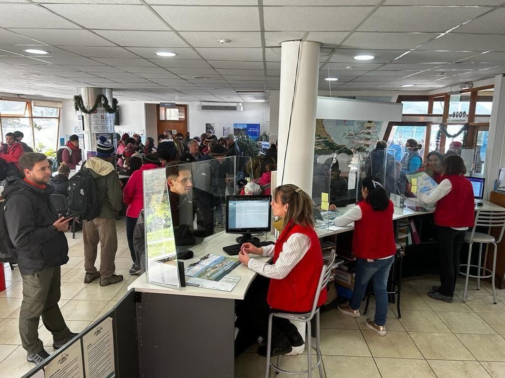 Ushuaia: la oficina móvil del RENAPER llegó al barrio La Cantera