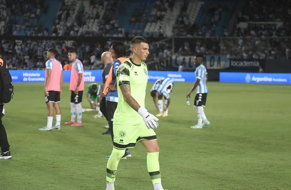 Nahuel Losada respondió con acierto en el arco de Belgrano en el empate sin goles frente a Racing en el estreno en la Liga Profesional.