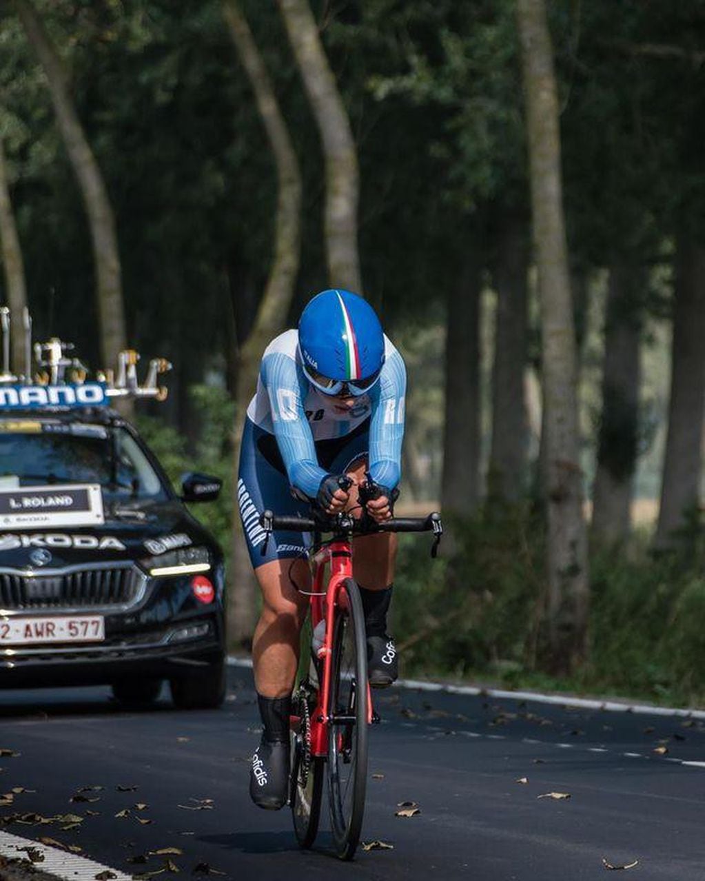 La mendocina vive del ciclismo profesional y a un año de competencia UCI, logró hacer podio.