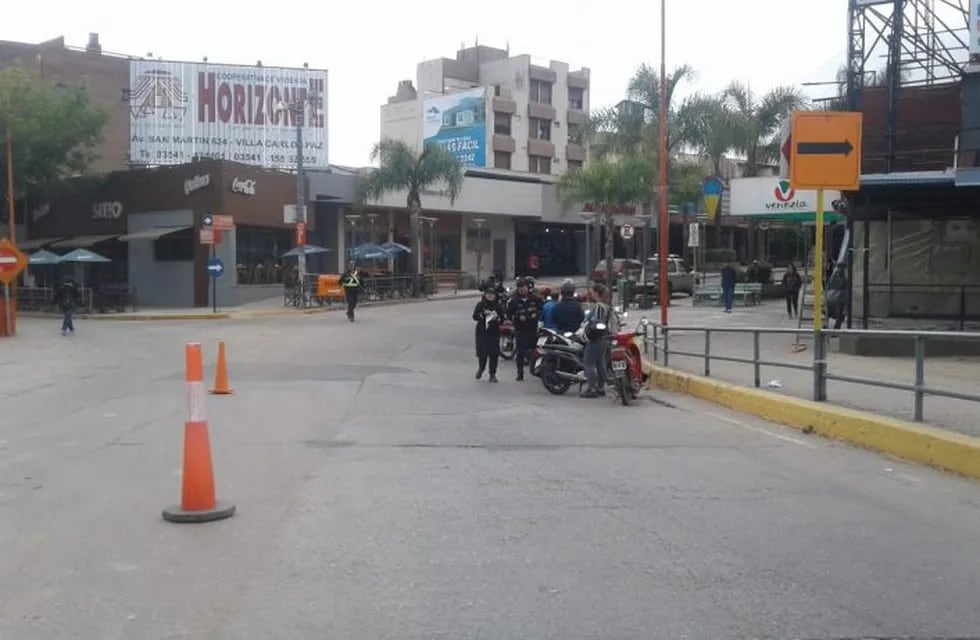 Control vehicular en Villa Carlos Paz. (Foto: prensa municipal).