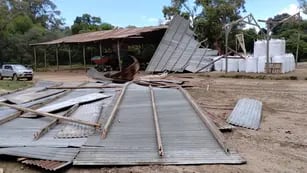 Video: en el sur de Córdoba el viento causó destrozos, ¿la cola de un tornado?