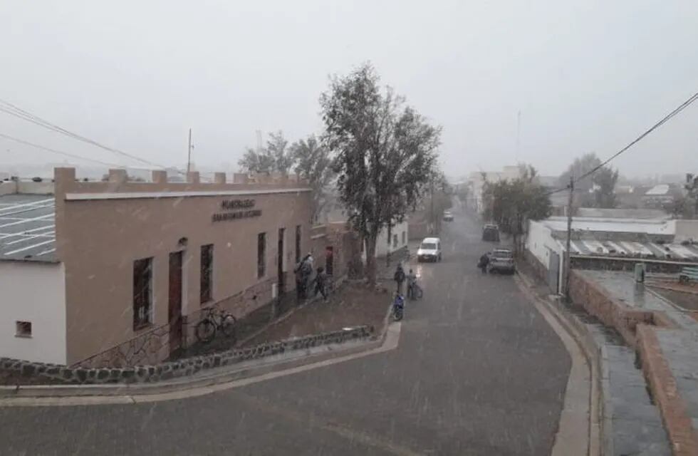 Nieve en San Antonio de los Cobres (Facebook)
