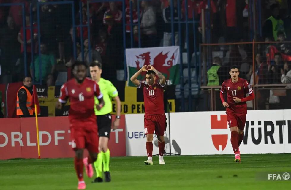 "El Chino" Zelarayán volvió a marcar para Armenia, otra vez contra Gales. (Selección de Armenia).