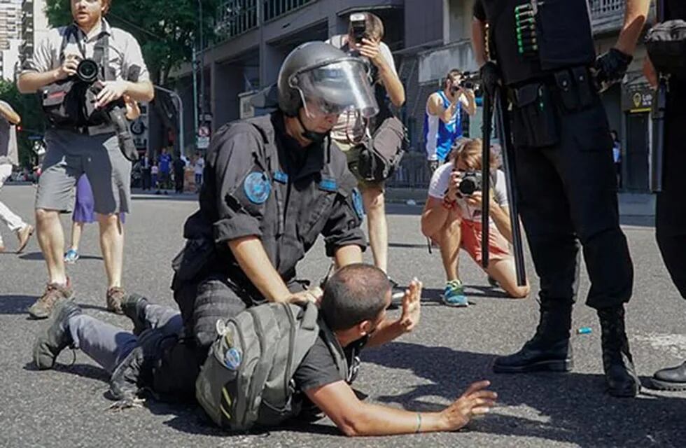 Represion policial