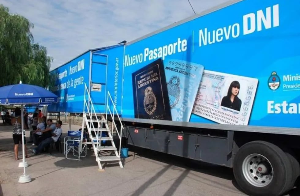Camión de DNI Y Pasaporte en Carlos Paz