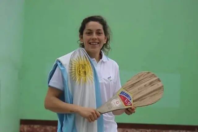 Cynthia Pinto, pelotari tucumana.