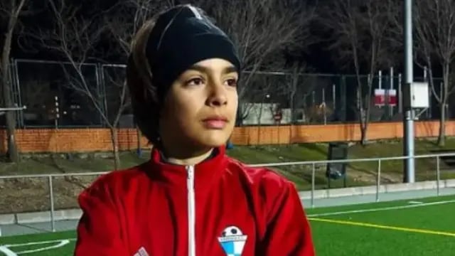 Benizio, el correntino de 11 años que dejó su vida en su provincia para jugar al fútbol en España.