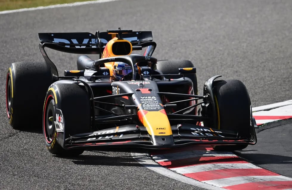 Verstappen, vencedor en el Autódromo de Suzuka, Japón.